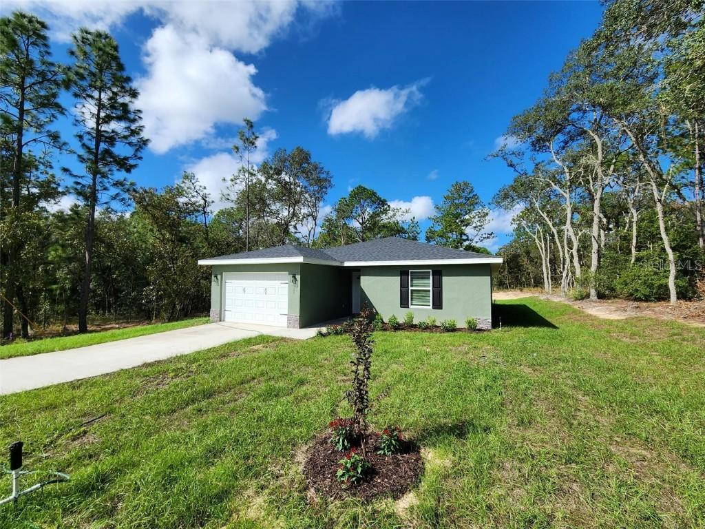 820 NW Redwood Rd., Dunnellon, FL 34431