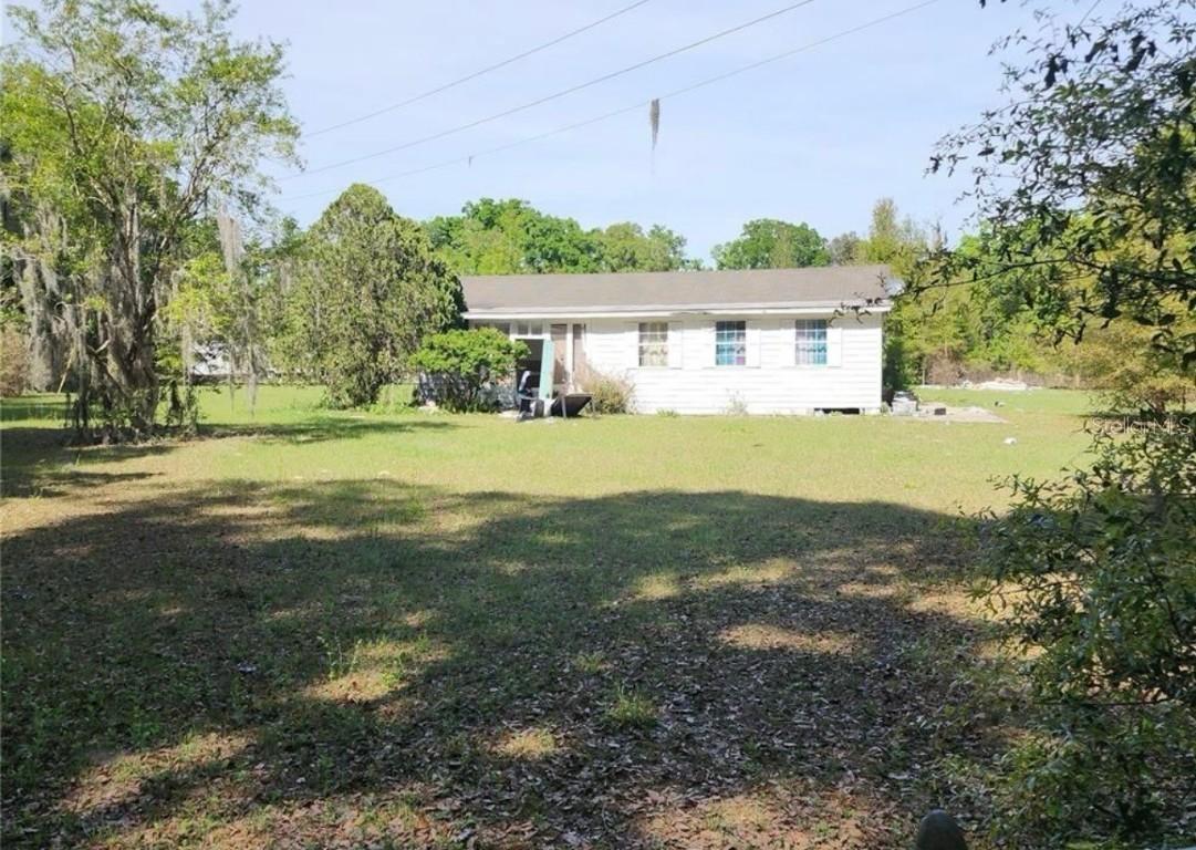 2607 NE 140th St., Citra, FL 32113