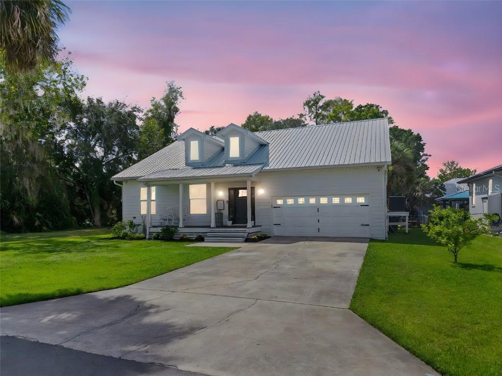 1432 SE 4th Ave., Crystal River, FL 34429