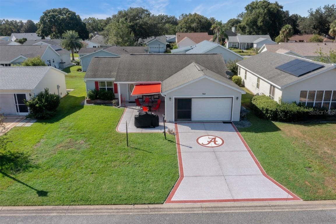 914 Chula Ct., Lady Lake, FL 32159