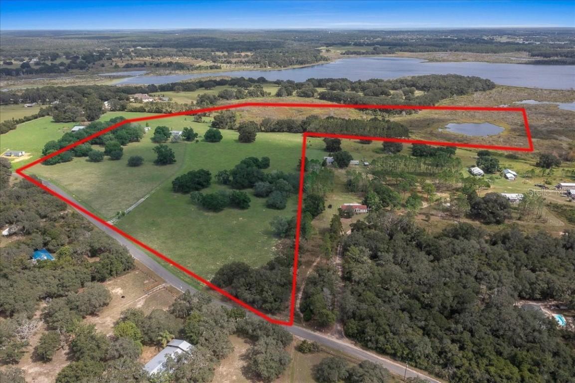 17355 SE 260th Avenue Rd., Umatilla, FL 32784