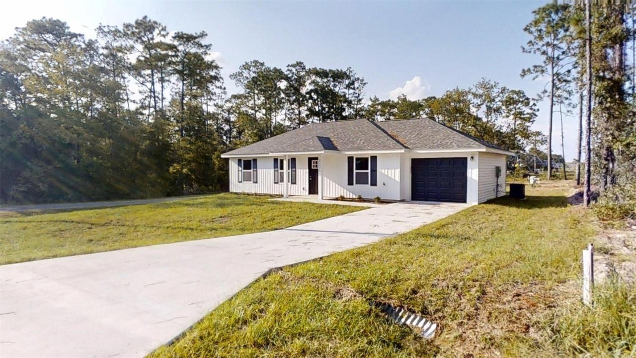 24223 NW Water Oak Ave., Dunnellon, FL 34431