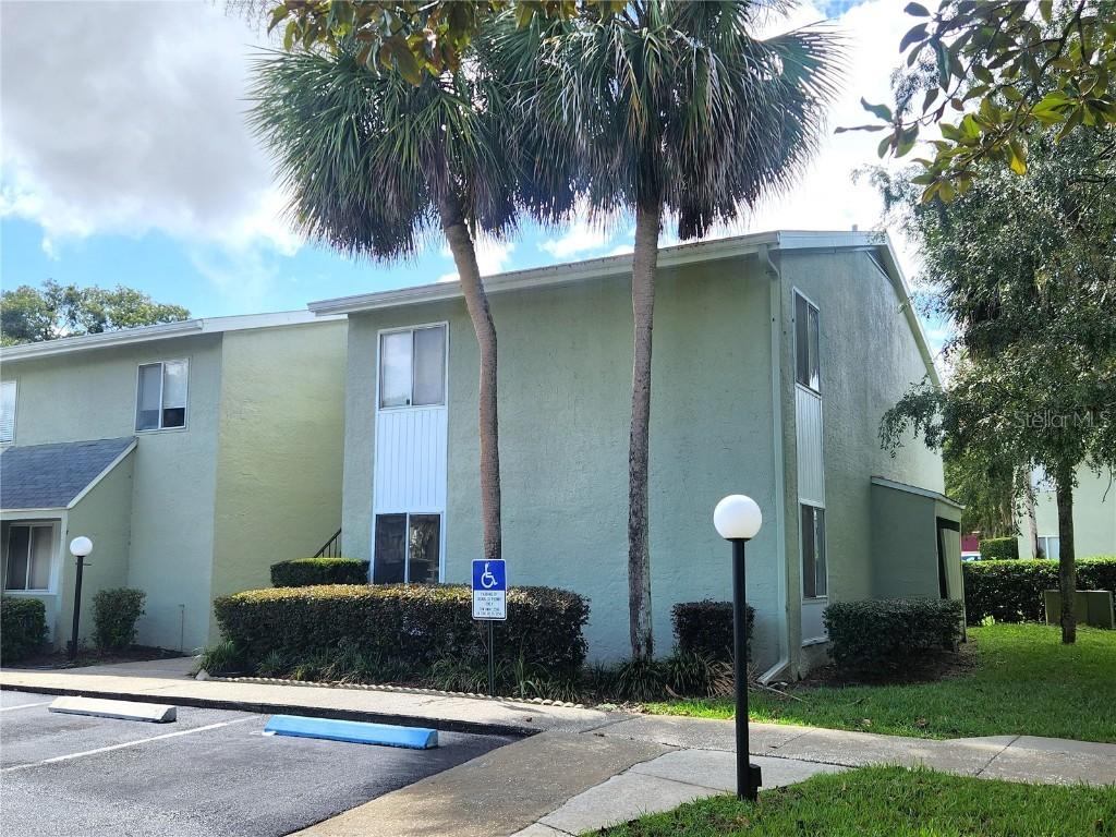 585 Fairways Cir. #A, Ocala, FL 34472