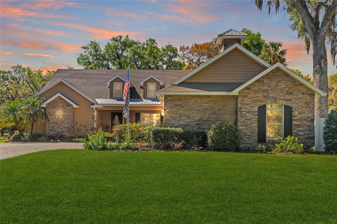 2305 Hontoon Rd., Deland, FL 32720
