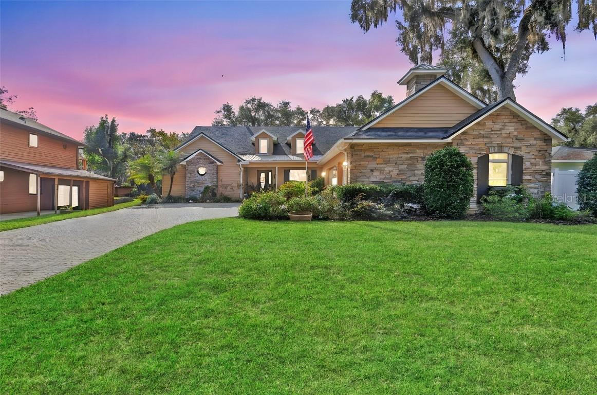 2305 Hontoon Rd., Deland, FL 32720