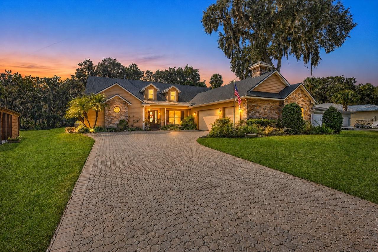 2305 Hontoon Rd., Deland, FL 32720