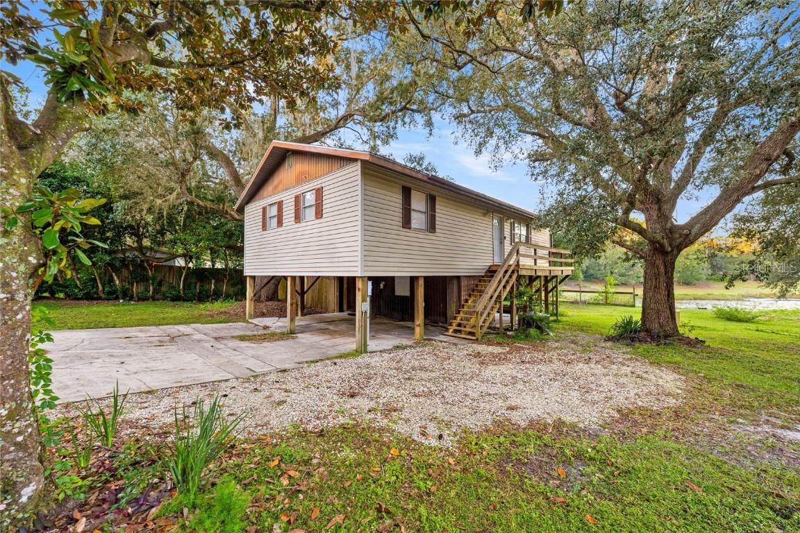 6490 SE 180th Avenue Rd., Ocklawaha, FL 32179