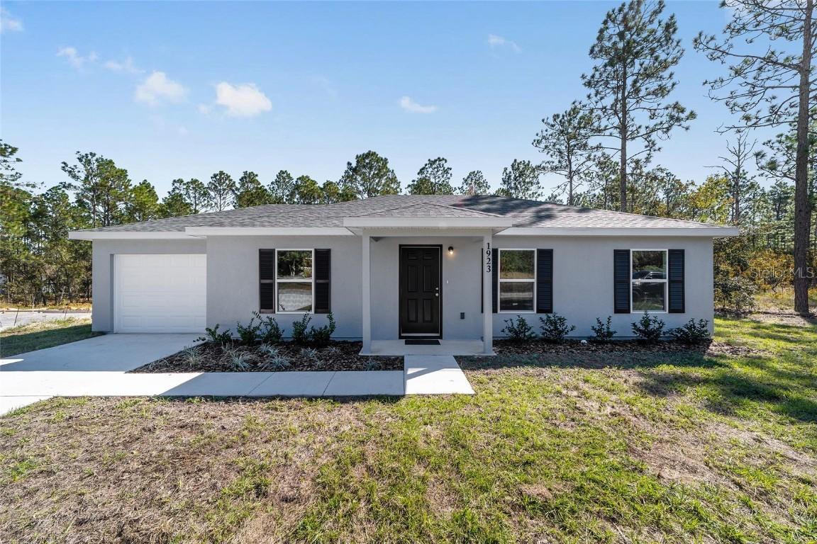 1923 SW Deerpark Heights Rd., Dunnellon, FL 34431