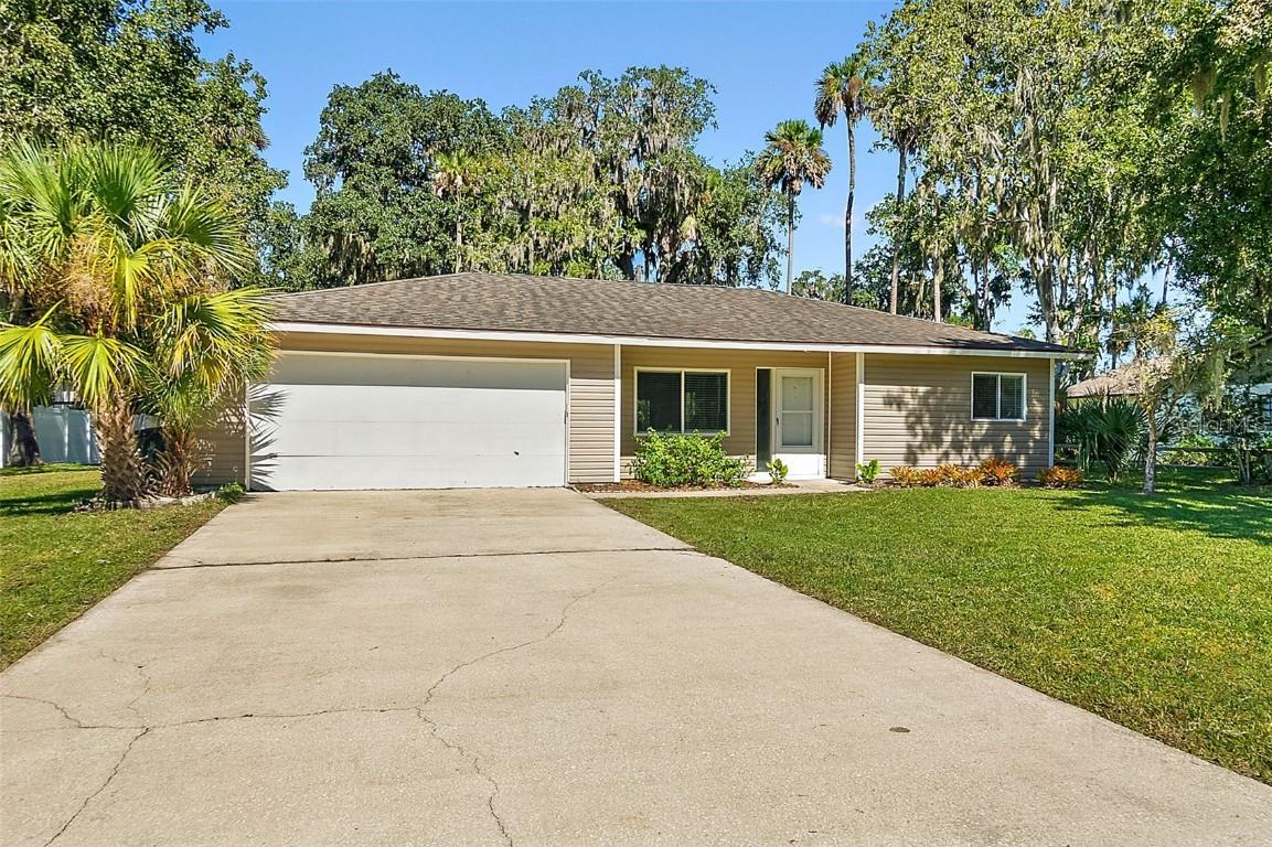 85 Black Bear Ln., Palm Coast, FL 32137