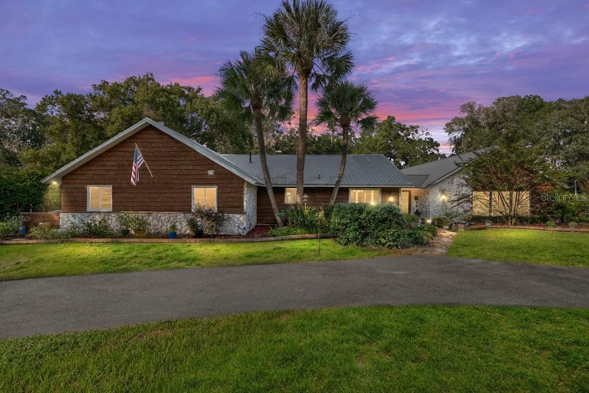 5425 NE 1st Ln., Ocala, FL 34470