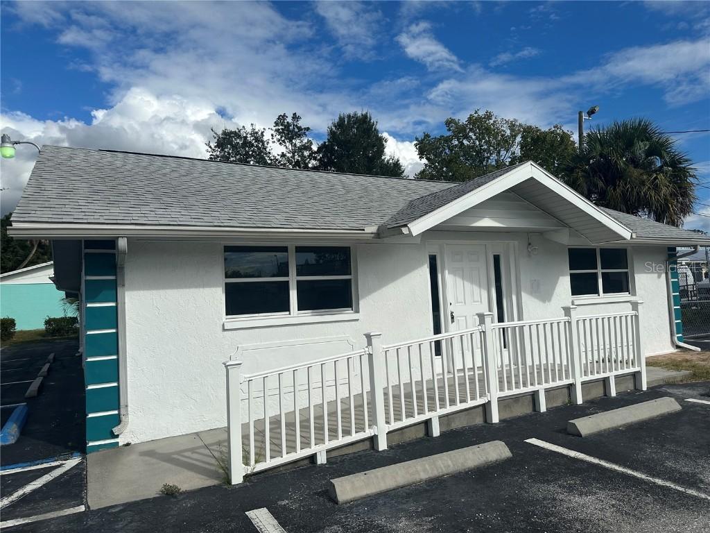 708 NE 6th St., Crystal River, FL 34428