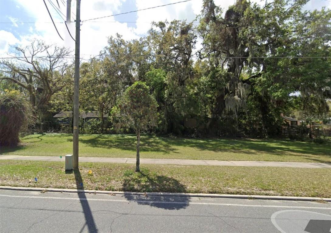 E Main St., Leesburg, FL 34748
