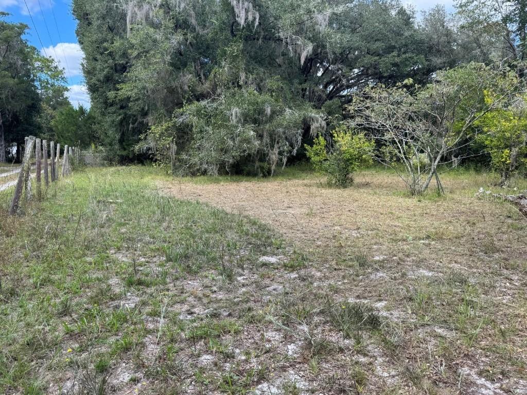 16323 NE 138th Ct., Fort Mc Coy, FL 32134