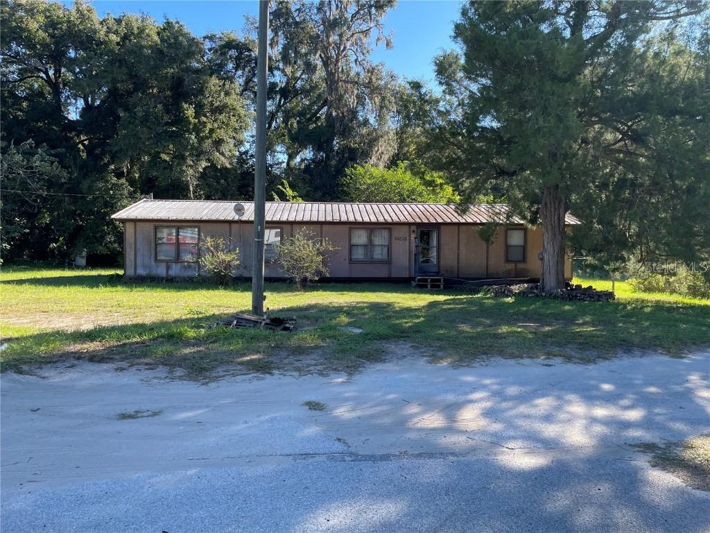 17451 N Us Highway 301, Citra, FL 32113