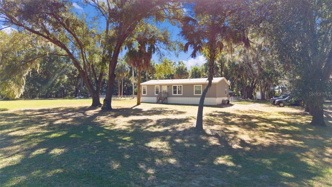 16960 SE 115th Ave., Weirsdale, FL 32195