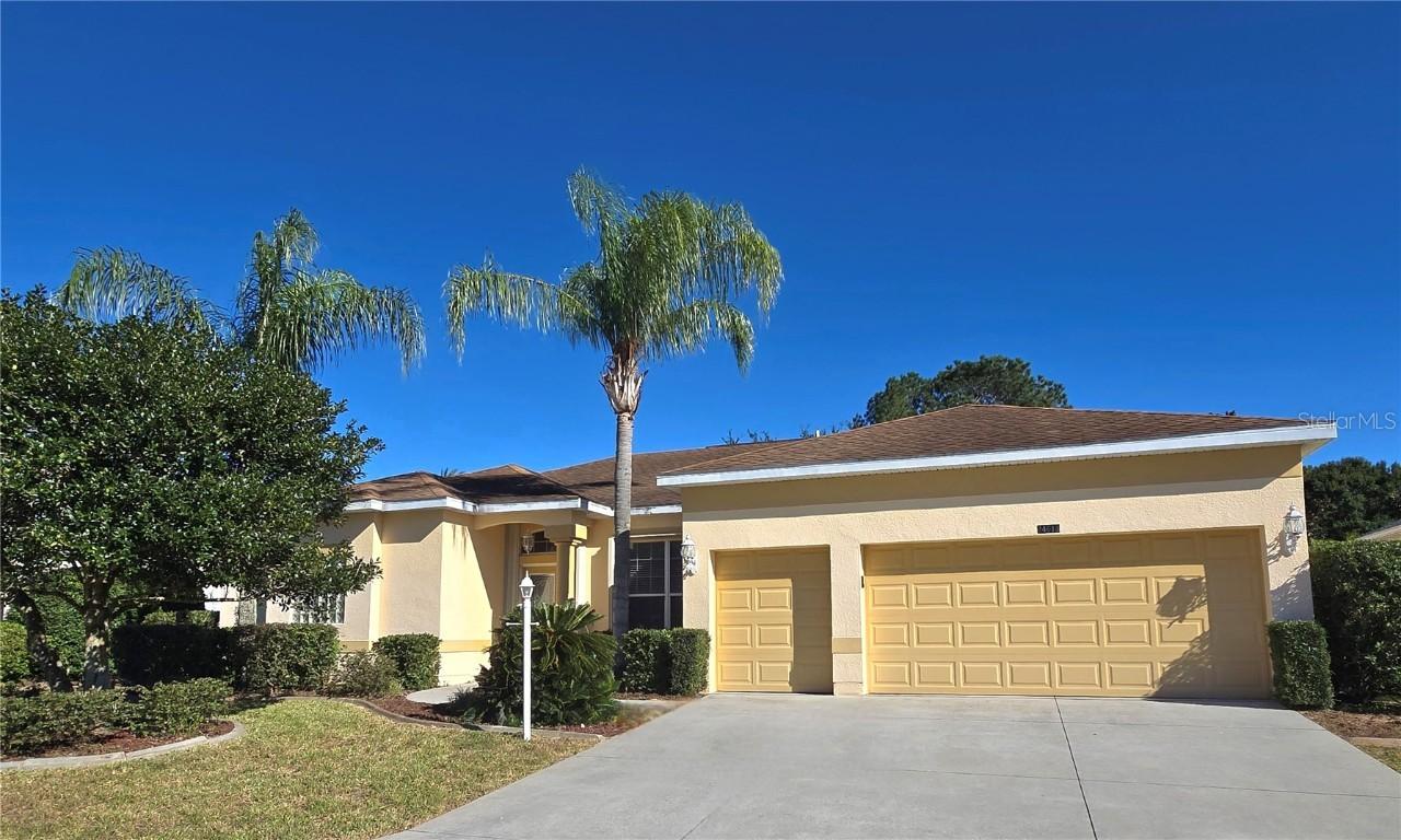 24613 Madewood Ave., Leesburg, FL 34748