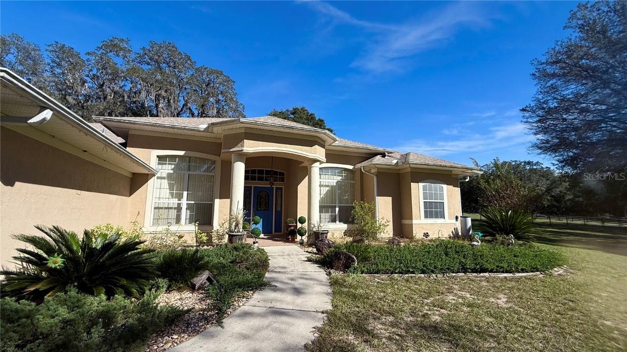 41030 Oak Grove Rd., Weirsdale, FL 32195