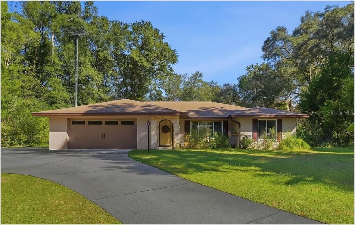21661 SW 102nd Street Rd., Dunnellon, FL 34431