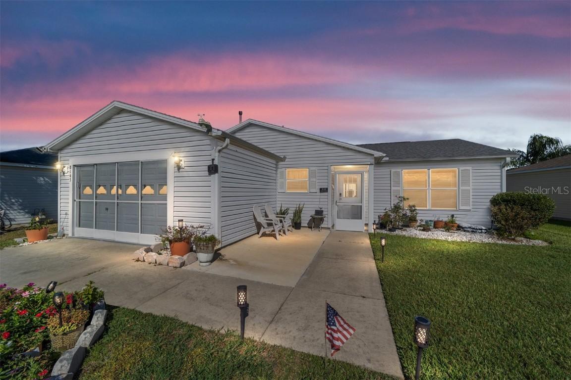 8143 SE 175th Columbia Pl., The Villages, FL 32162