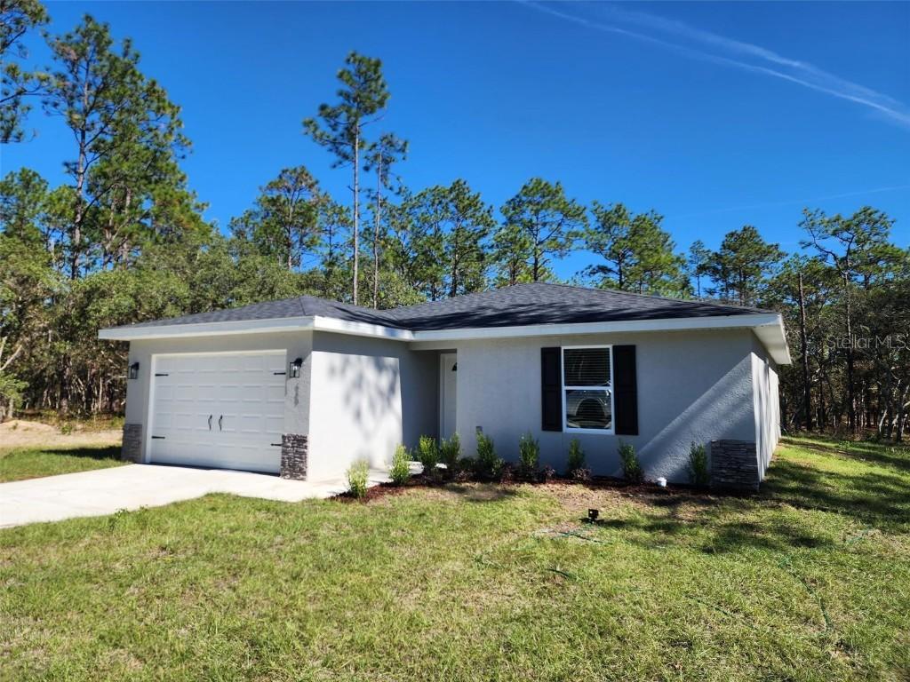 649 SW Winding Hills Rd., Dunnellon, FL 34431