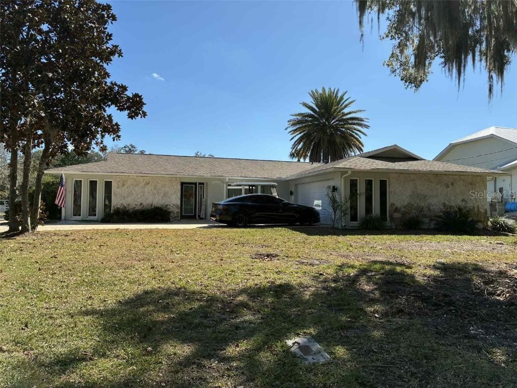 571 NW 14th Pl., Crystal River, FL 34428
