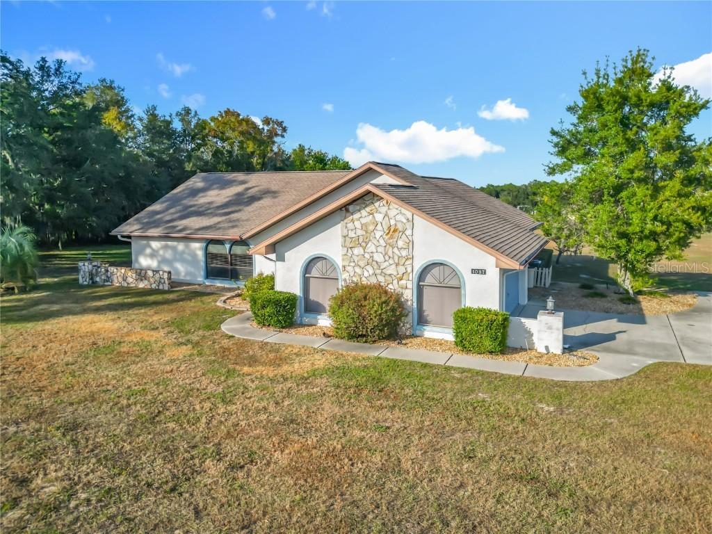 1037 E Hartford St., Hernando, FL 34442