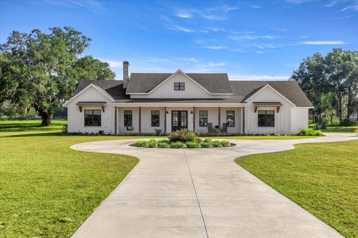 10561 NE 104th Cir., Oxford, FL 34484