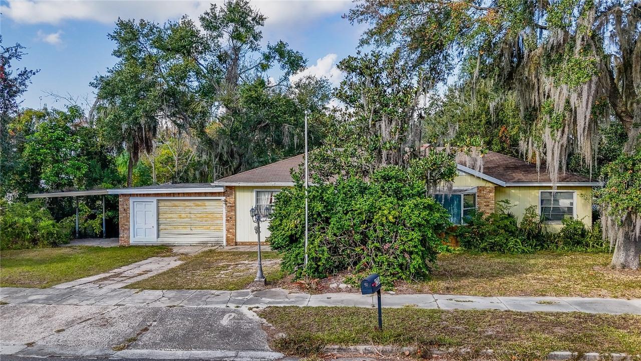 1204 Gunston St., Leesburg, FL 34748