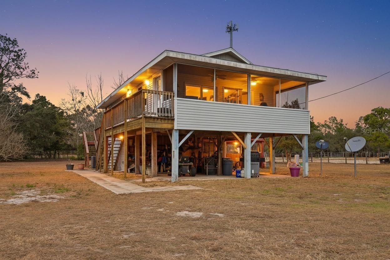 23961 SW Dogwood Ln., Dunnellon, FL 34431