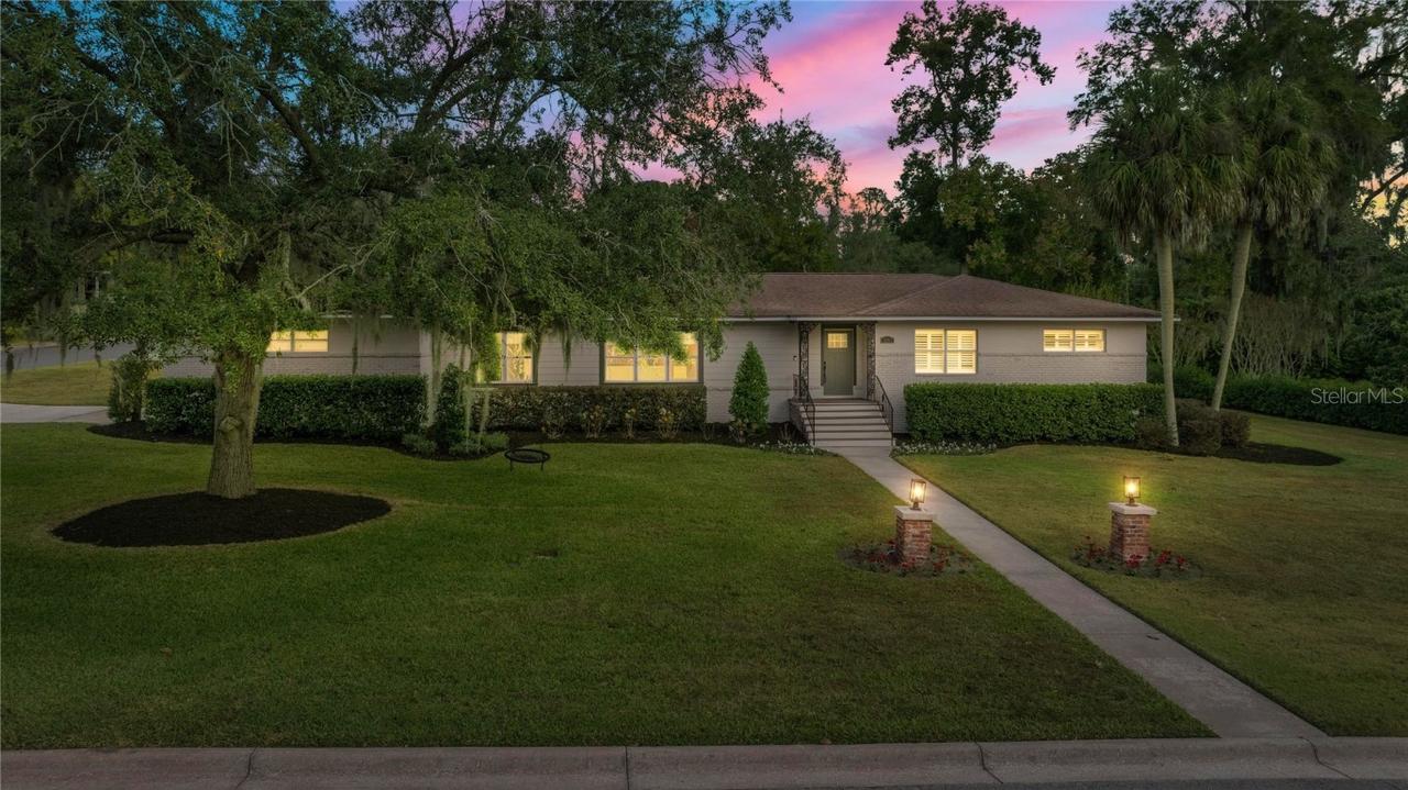 1207 SE 16th St., Ocala, FL 34471