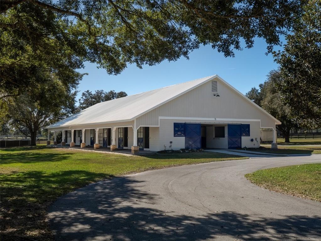 9710 NW 160th Ave., Morriston, FL 32668