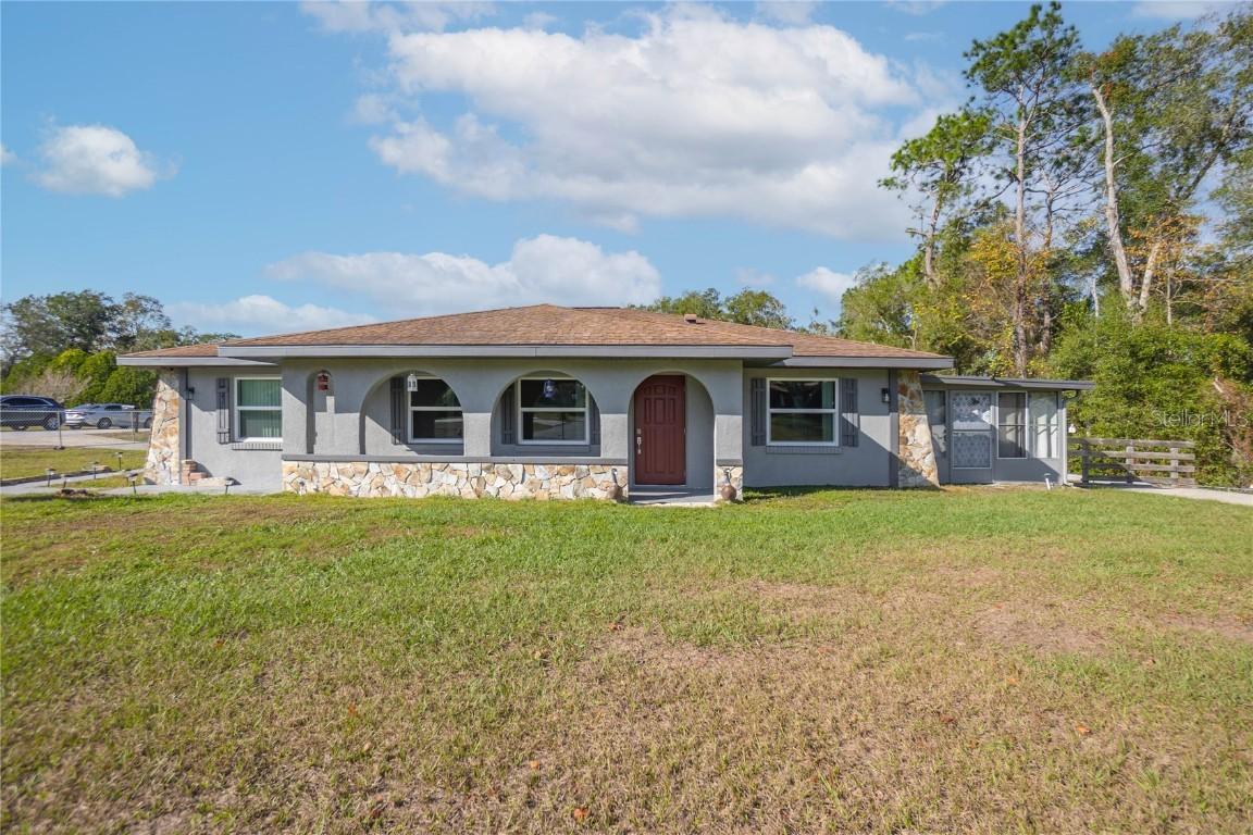 102 Peony St., Inverness, FL 34452