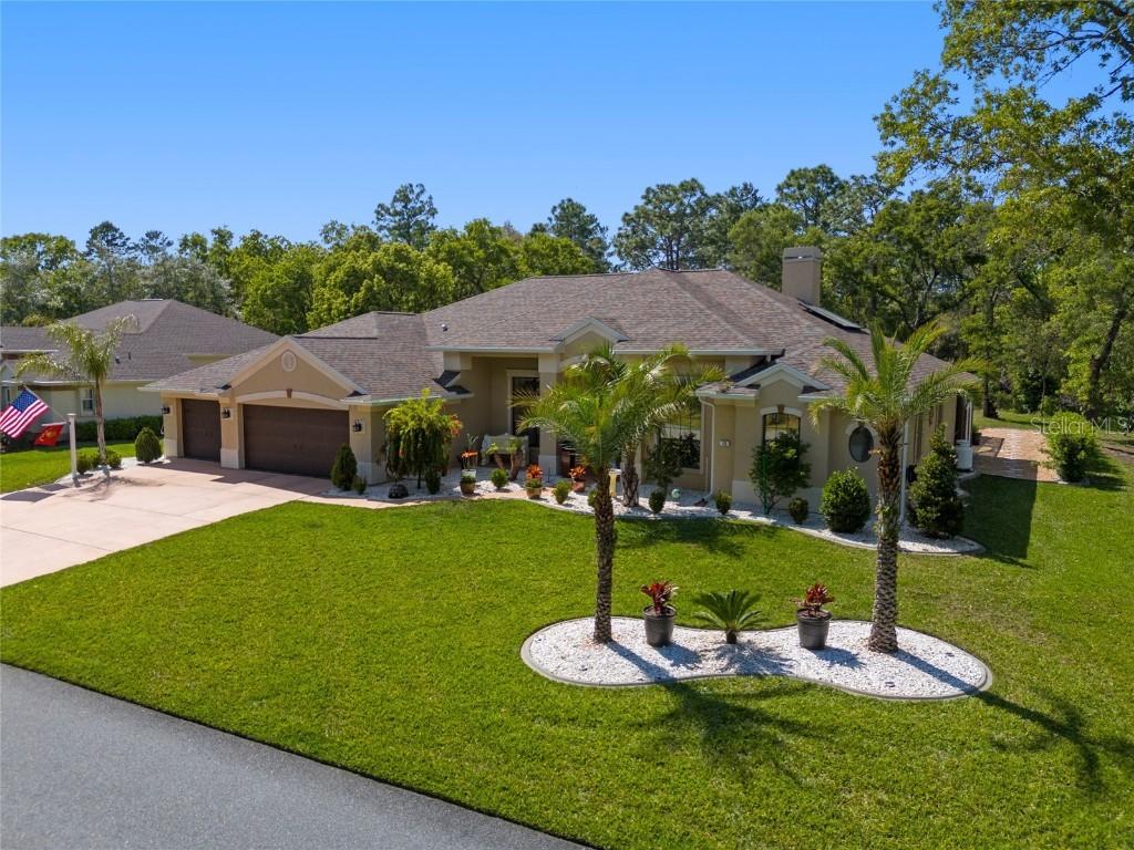 49 Cactus St., Homosassa, FL 34446