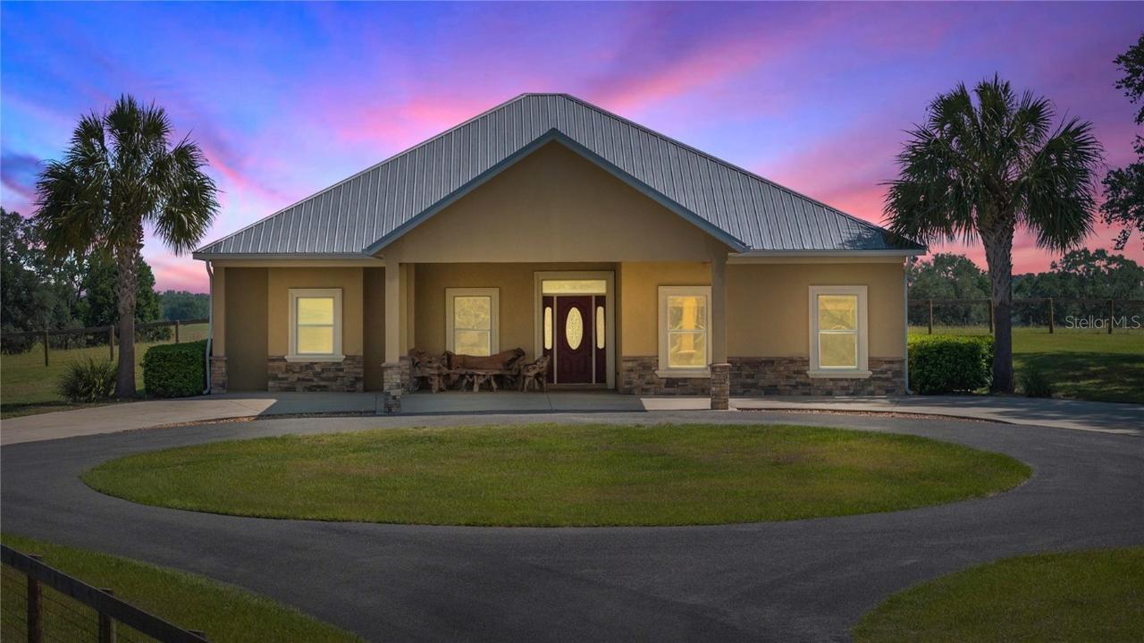 20551 SE 80th St., Morriston, FL 32668