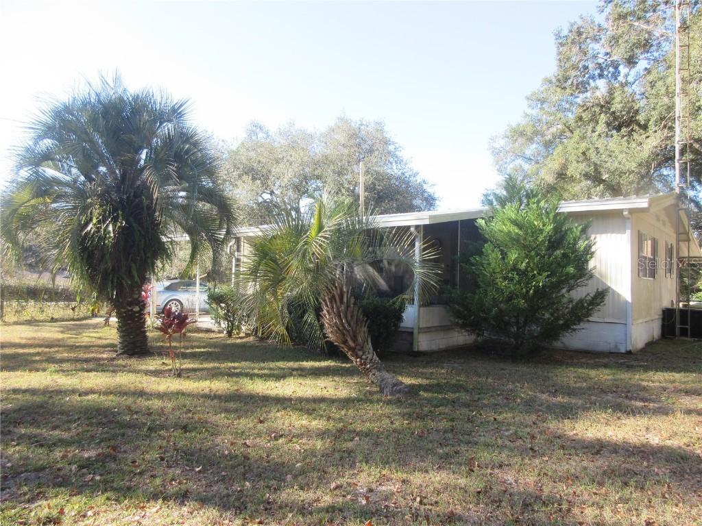 5888 SE 164th Ave., Ocklawaha, FL 32179