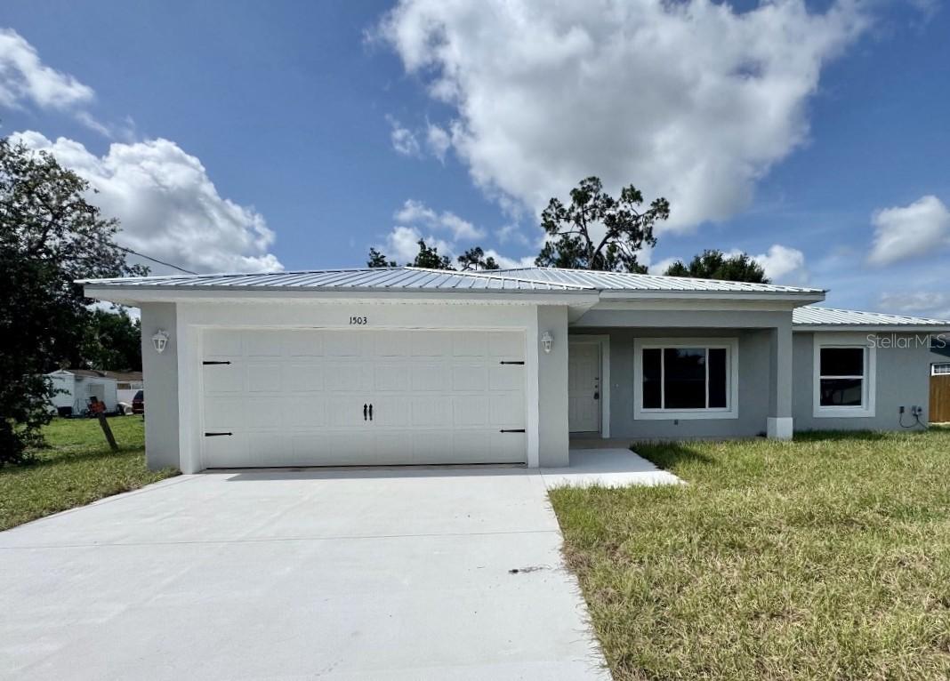 517 Ivy Dr., Sebring, FL 33876