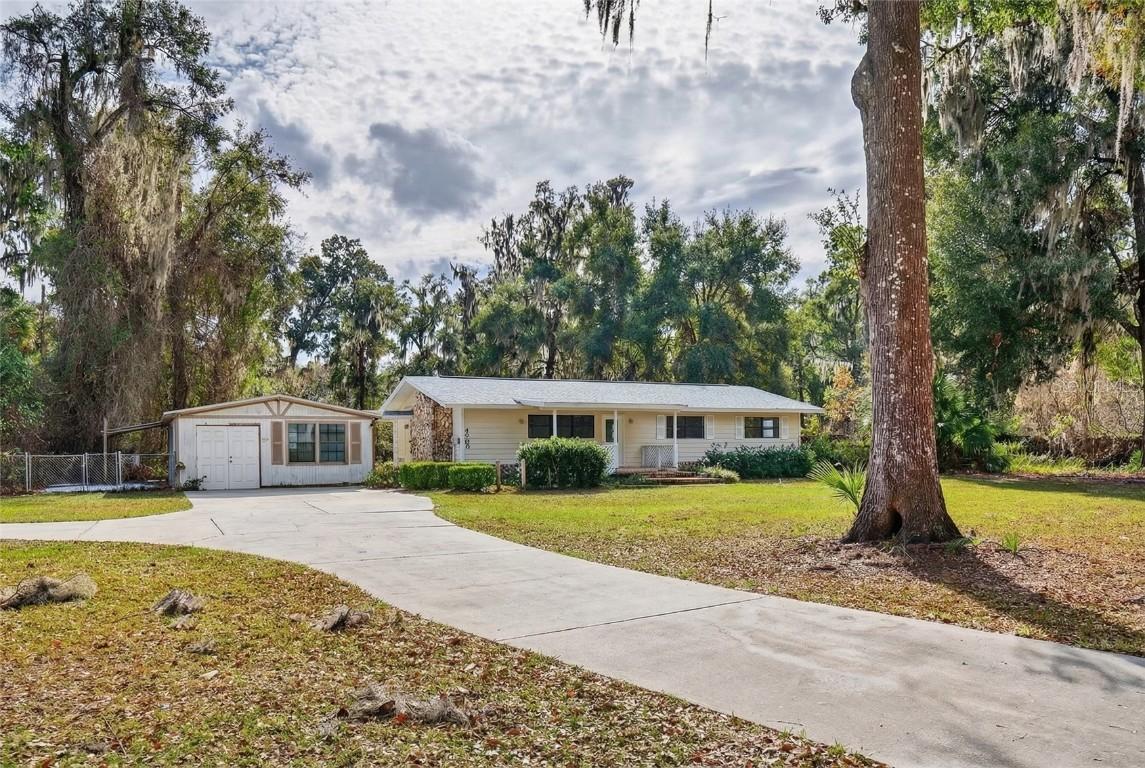 4400 NE 139th Ln., Anthony, FL 32617
