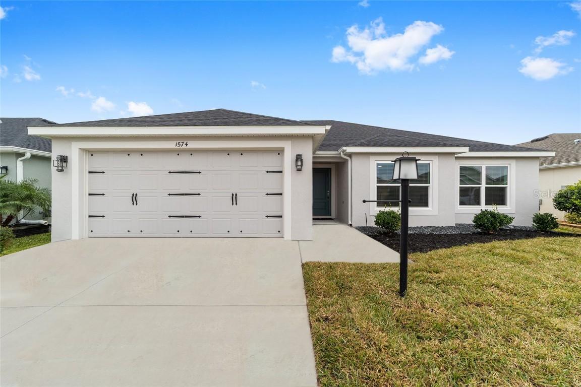 1574 Rowell St., The Villages, FL 34762