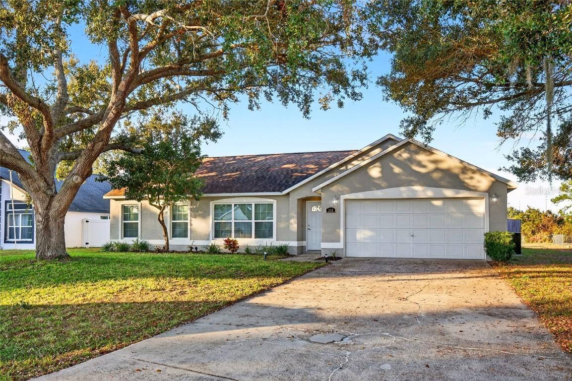 216 Robbins Rest Cir., Davenport, FL 33896