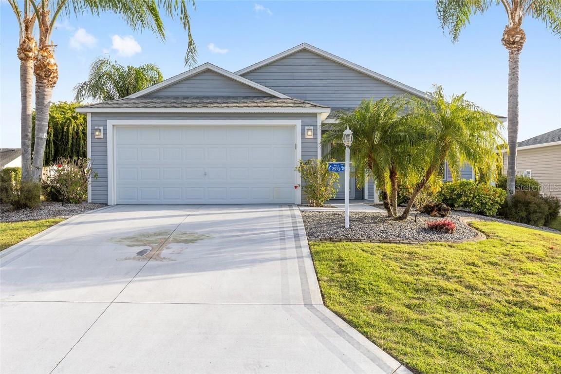 2573 Fletcher Ln., The Villages, FL 32162