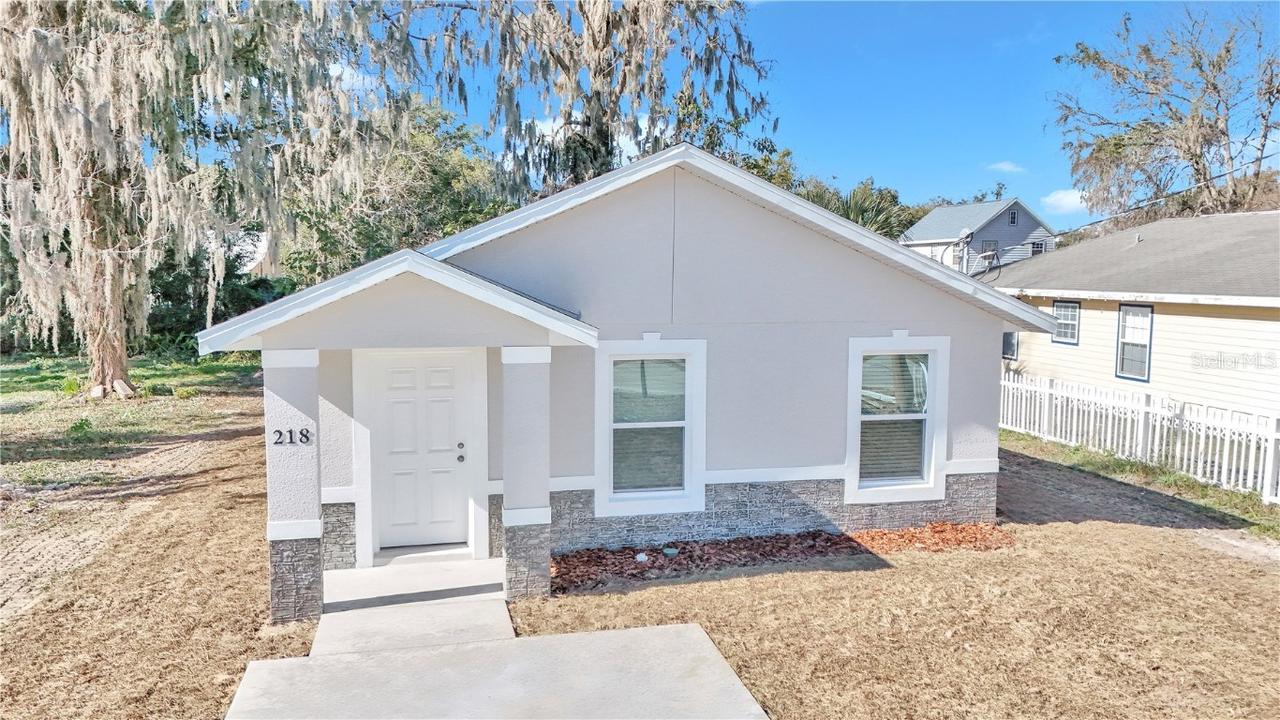 206 NW 9th Ave, Ocala, FL 34475