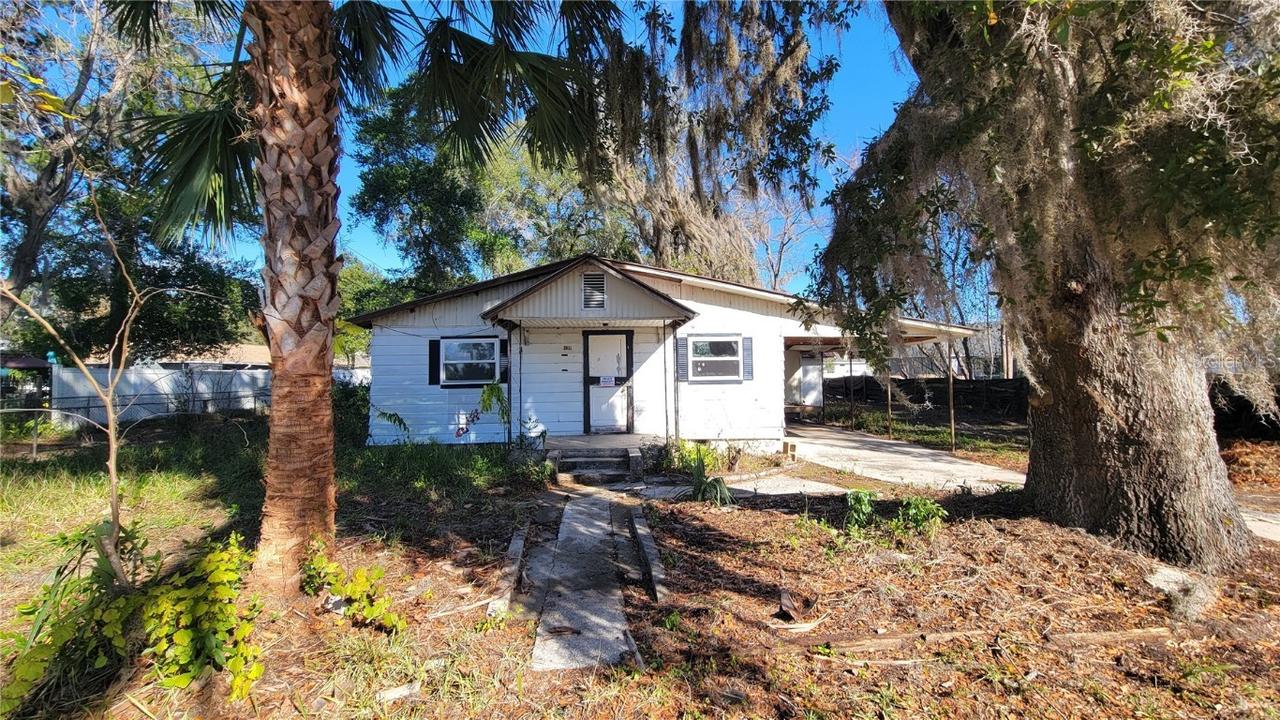 3911 SE 24th St., Ocala, FL 34471