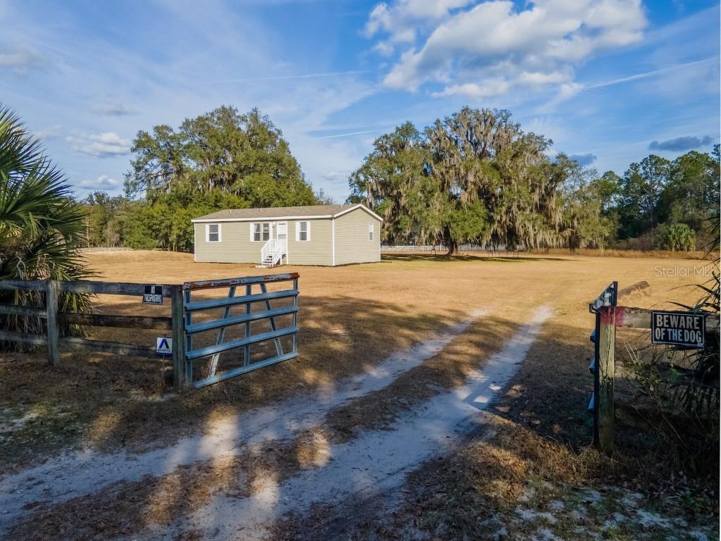 22457 NE 130th Court Rd., Fort Mc Coy, FL 32134