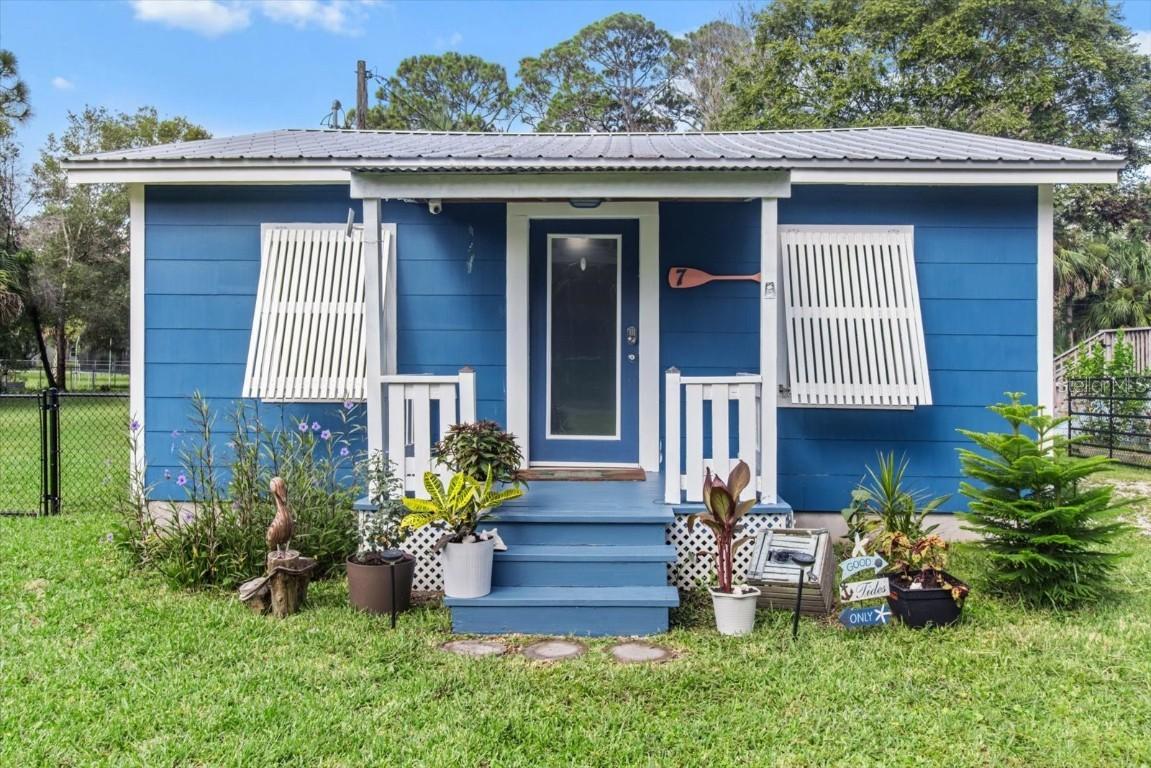 7 65th St., Yankeetown, FL 34498