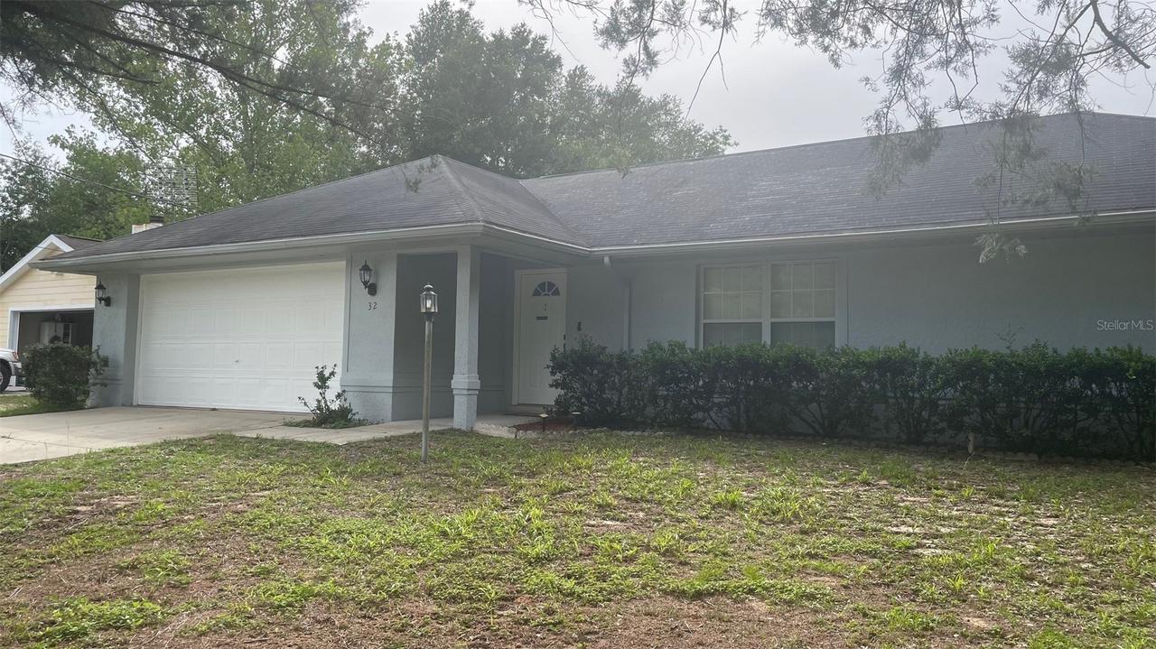 32 Almond Dr., Ocala, FL 34472