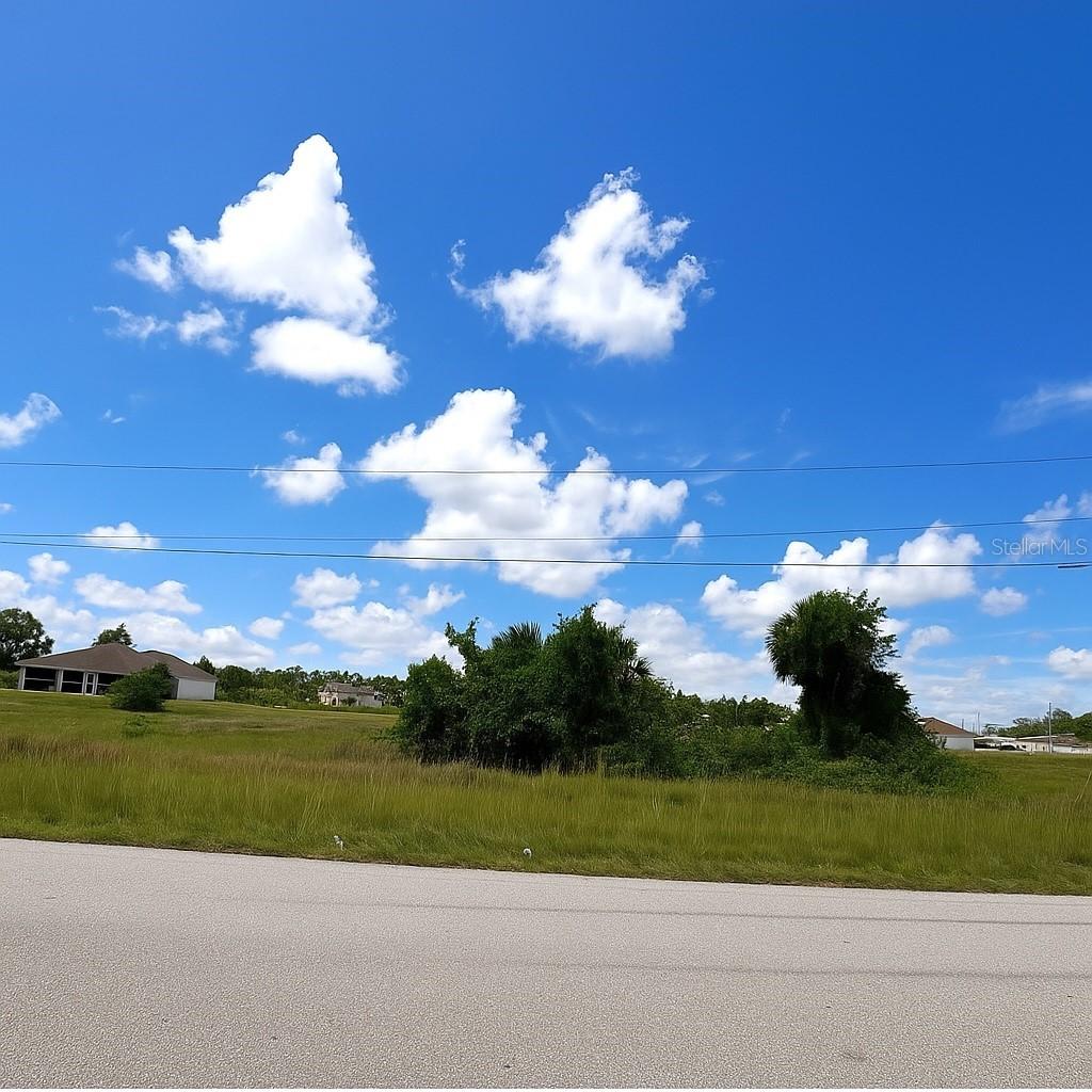 834 Jaguar Blvd., Lehigh Acres, FL 33974