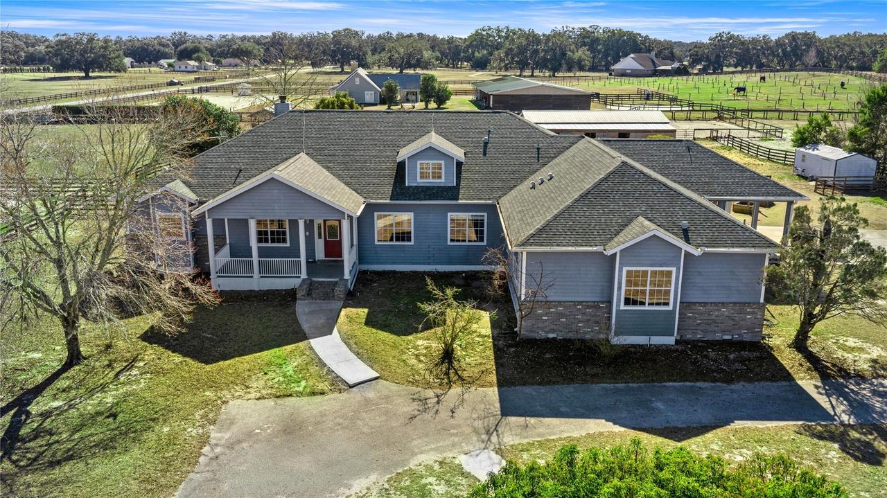 1351 SE 196th Ct., Morriston, FL 32668