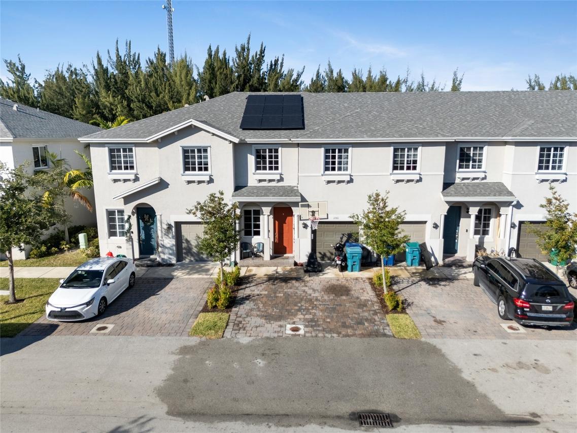 1061 NW 208th Ter., Miami, FL 33169