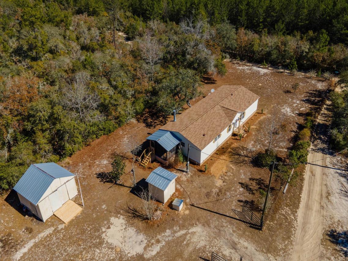 15991 NE 236th Ln., Fort Mc Coy, FL 32134