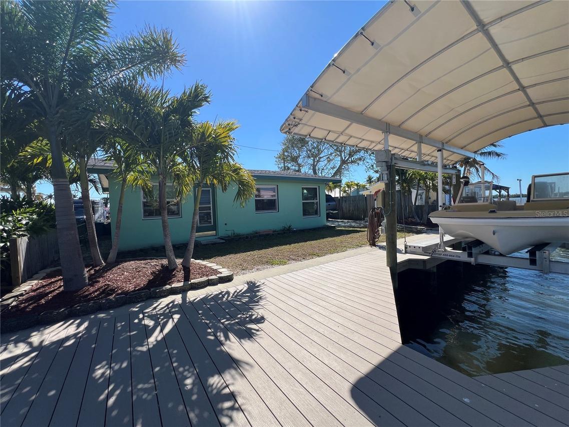 2650 Coco Plum Dr., Matlacha, FL 33993